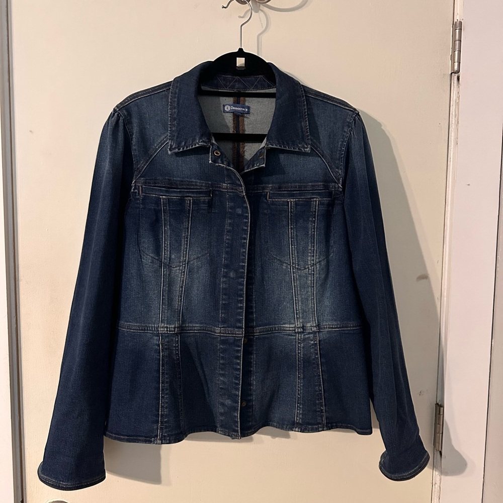 Denim jacket with peplum by Democracy